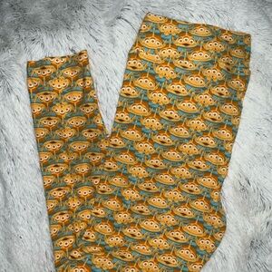 Lularoe Toy Story Alien Print Leggings